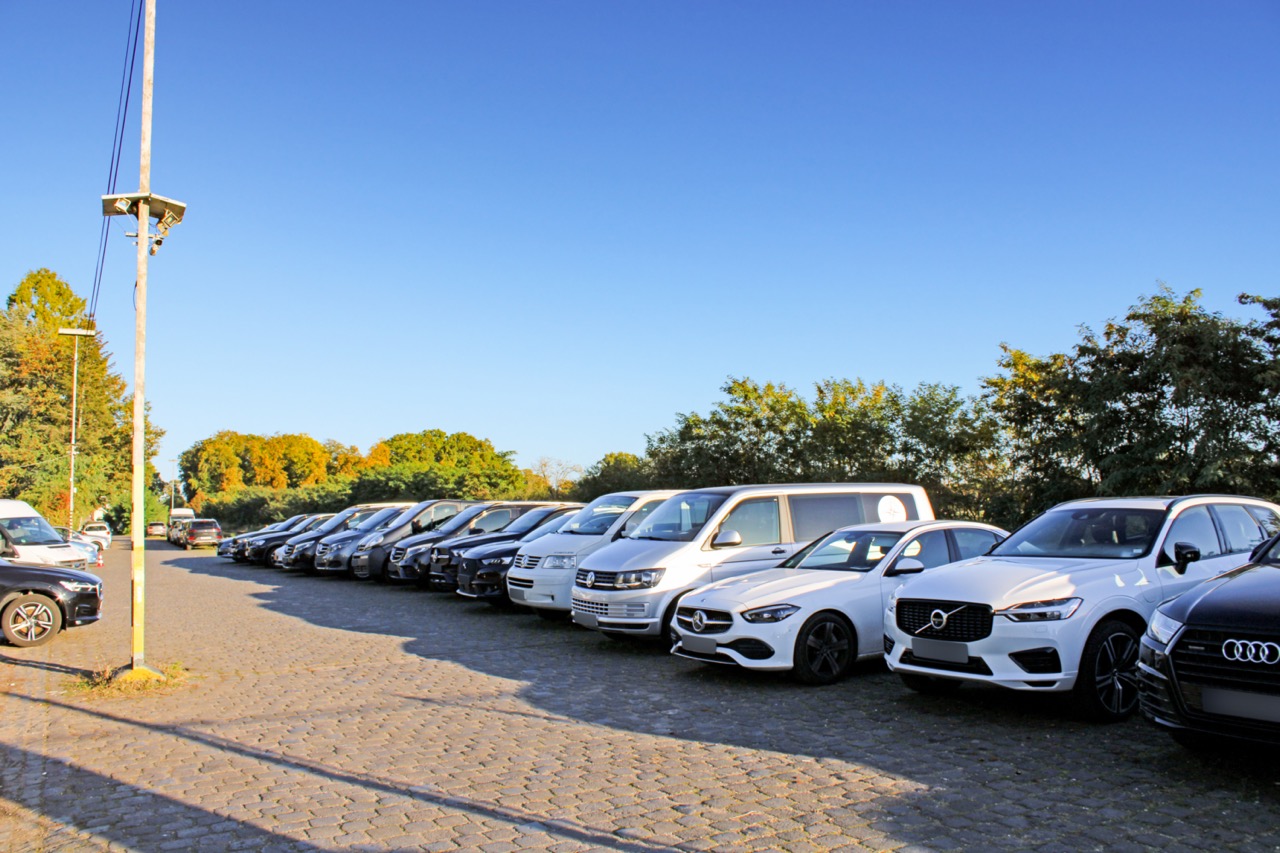 Parkeren Keulen Airport Terminal 1 driveandpark.nl